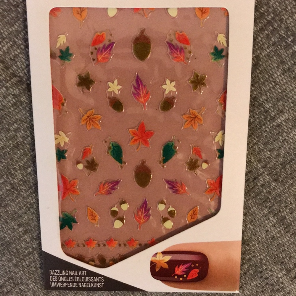 Fall and Winter quartet of decorative nail stickers 💅 - Picture 5 of 5